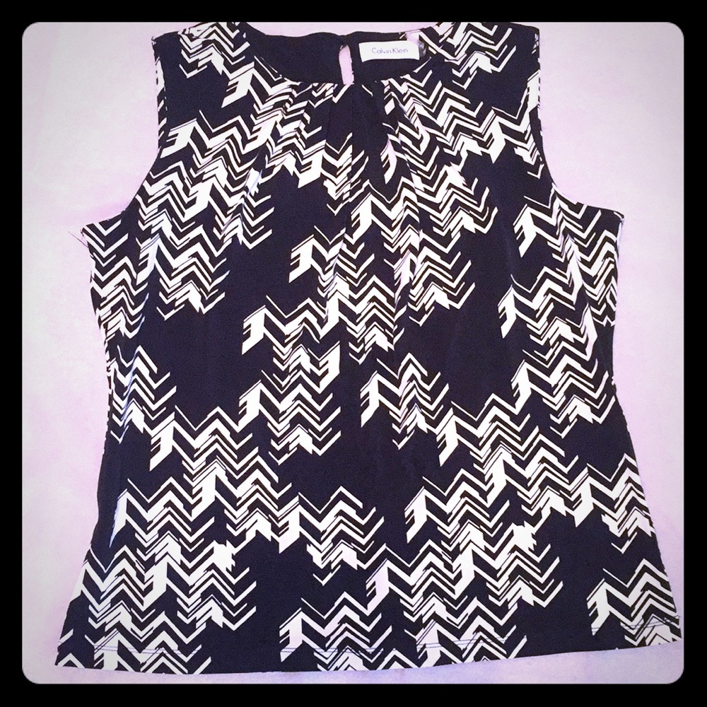 Shell blouse for a professional suit